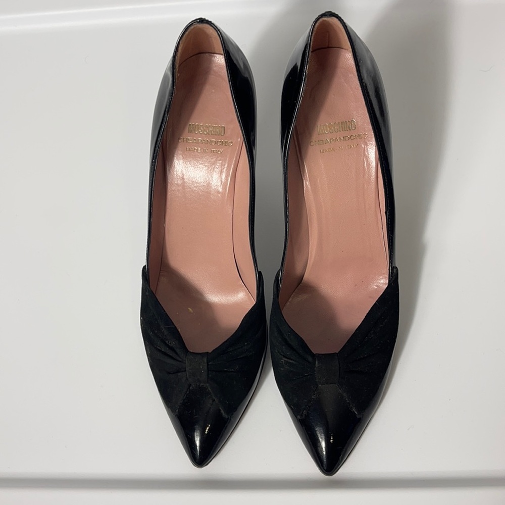Moschino Black Heels with Bow Accent